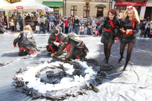  zdjęcie reportażowe z wydarzenia festiwalowego. Kliknij, aby powiększyć zdjęcie