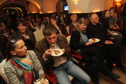  zdjęcie reportażowe z wydarzenia festiwalowego. Kliknij, aby powiększyć zdjęcie