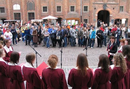  zdjęcie reportażowe z wydarzenia festiwalowego. Kliknij, aby powiększyć zdjęcie