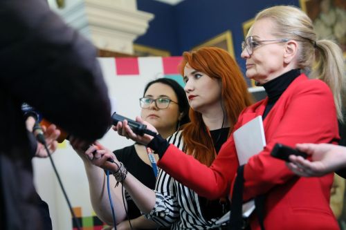Konferencja prasowa 21. TFNiS (18.04.2023, Collegium Maximum UMK).  [fot. Andrzej Romański] zdjęcie reportażowe z wydarzenia festiwalowego. Kliknij, aby powiększyć zdjęcie