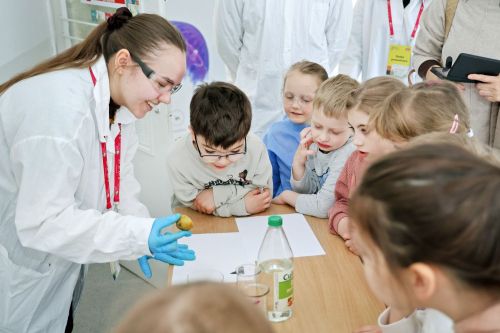 Dzień 4 TFNiS 2026 (27.04.2026).  [fot. Mikołaj Kuras, Andrzej Romański, Adam Zakrzewski] zdjęcie reportażowe z wydarzenia festiwalowego. Kliknij, aby powiększyć zdjęcie