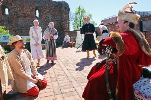 TFNIS 2025 dzień 3 (27.04.2025).  [fot. Mikołaj Kuras, Andrzej Romański, Adam Zakrzewski] zdjęcie reportażowe z wydarzenia festiwalowego. Kliknij, aby powiększyć zdjęcie