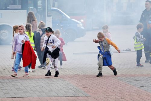 Dzień 3 (24.04.2023, fot. Andrzej Romański, Adam Zakrzewski).  zdjęcie reportażowe z wydarzenia festiwalowego. Kliknij, aby powiększyć zdjęcie