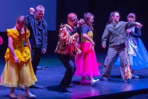 Dzień 4 TFNiS 2026 (27.04.2026).  [fot. Mikołaj Kuras, Andrzej Romański, Adam Zakrzewski] zdjęcie reportażowe z wydarzenia festiwalowego. Kliknij, aby powiększyć zdjęcie