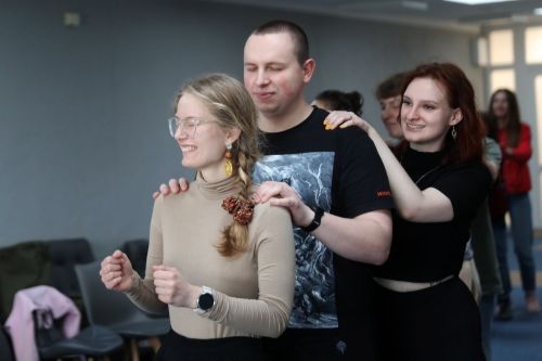 Dzień 3 (24.04.2023, fot. Andrzej Romański, Adam Zakrzewski).  zdjęcie reportażowe z wydarzenia festiwalowego. Kliknij, aby powiększyć zdjęcie