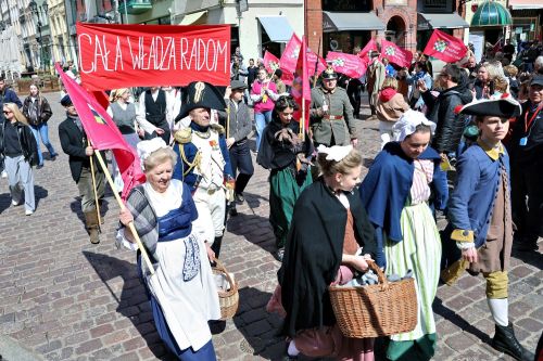 Dzień 2 TFNiS 2026 (25.04.2026).  [fot. Mikołaj Kuras, Andrzej Romański, Adam Zakrzewski] zdjęcie reportażowe z wydarzenia festiwalowego. Kliknij, aby powiększyć zdjęcie