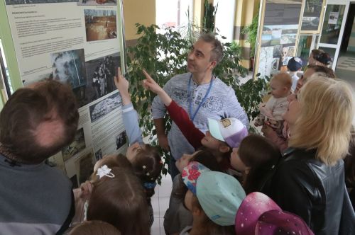 Dzień 3 (24.04.2023, fot. Andrzej Romański, Adam Zakrzewski).  zdjęcie reportażowe z wydarzenia festiwalowego. Kliknij, aby powiększyć zdjęcie