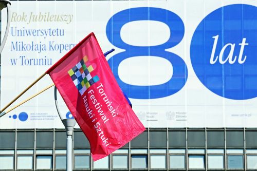 TFNIS 2025 dzień 4 (28.04.2025).  [fot. Mikołaj Kuras, Andrzej Romański, Adam Zakrzewski] zdjęcie reportażowe z wydarzenia festiwalowego. Kliknij, aby powiększyć zdjęcie