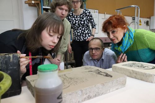 Dzień 2 TFNiS 2026 (25.04.2026).  [fot. Mikołaj Kuras, Andrzej Romański, Adam Zakrzewski] zdjęcie reportażowe z wydarzenia festiwalowego. Kliknij, aby powiększyć zdjęcie