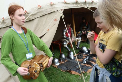 Dzień 3 (24.04.2023, fot. Andrzej Romański, Adam Zakrzewski).  zdjęcie reportażowe z wydarzenia festiwalowego. Kliknij, aby powiększyć zdjęcie