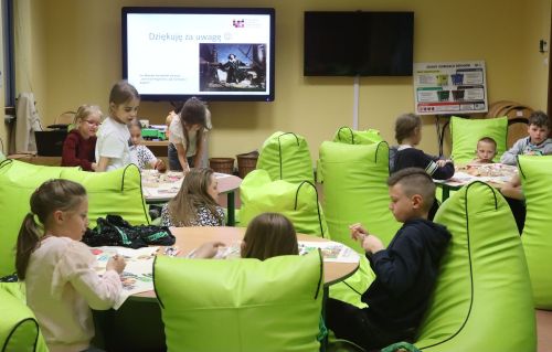 Dzień 3 (24.04.2023, fot. Andrzej Romański, Adam Zakrzewski).  zdjęcie reportażowe z wydarzenia festiwalowego. Kliknij, aby powiększyć zdjęcie