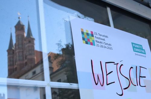 TFNIS 2025 dzień 3 (27.04.2025).  [fot. Mikołaj Kuras, Andrzej Romański, Adam Zakrzewski] zdjęcie reportażowe z wydarzenia festiwalowego. Kliknij, aby powiększyć zdjęcie
