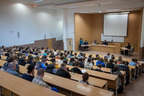 TFNIS 2025 dzień 4 (28.04.2025).  [fot. Mikołaj Kuras, Andrzej Romański, Adam Zakrzewski] zdjęcie reportażowe z wydarzenia festiwalowego. Kliknij, aby powiększyć zdjęcie