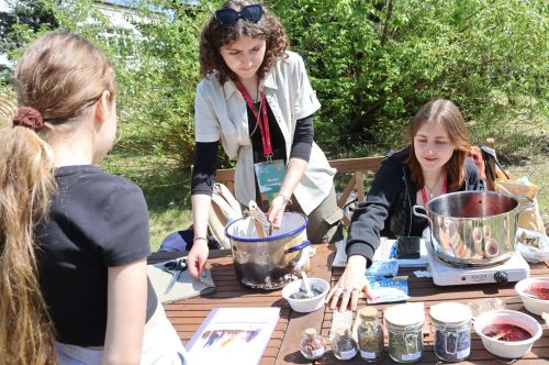 TFNIS 2025 dzień 4 (28.04.2025).  [fot. Mikołaj Kuras, Andrzej Romański, Adam Zakrzewski] zdjęcie reportażowe z wydarzenia festiwalowego. Kliknij, aby powiększyć zdjęcie