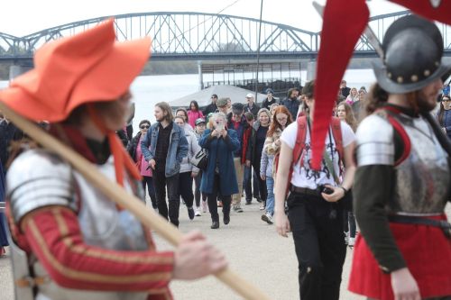  zdjęcie reportażowe z wydarzenia festiwalowego. Kliknij, aby powiększyć zdjęcie