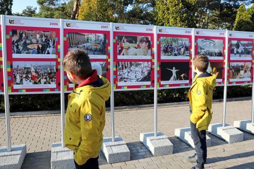 TFNiS 2022 - dzień 1 (22.04.2022).  [fot. Andrzej Romański i Adam Zakrzewski] zdjęcie reportażowe z wydarzenia festiwalowego. Kliknij, aby powiększyć zdjęcie