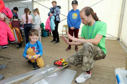 Dzień 3 (24.04.2022).  [fot. Andrzej Romański, Adam Zakrzewski] zdjęcie reportażowe z wydarzenia festiwalowego. Kliknij, aby powiększyć zdjęcie