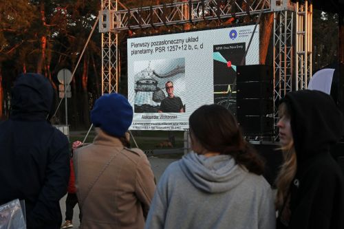 TFNiS 2022 - dzień 1 (22.04.2022).  [fot. Andrzej Romański i Adam Zakrzewski] zdjęcie reportażowe z wydarzenia festiwalowego. Kliknij, aby powiększyć zdjęcie