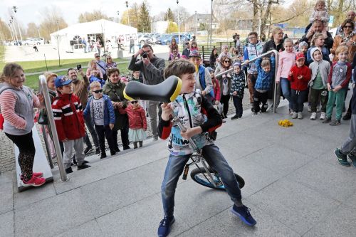 Dzień 3 (24.04.2022).  [fot. Andrzej Romański, Adam Zakrzewski] zdjęcie reportażowe z wydarzenia festiwalowego. Kliknij, aby powiększyć zdjęcie