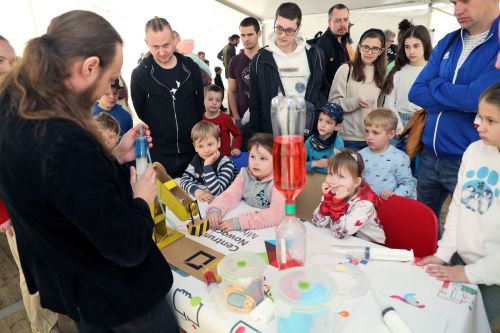 Dzień 3 (24.04.2022).  [fot. Andrzej Romański, Adam Zakrzewski] zdjęcie reportażowe z wydarzenia festiwalowego. Kliknij, aby powiększyć zdjęcie