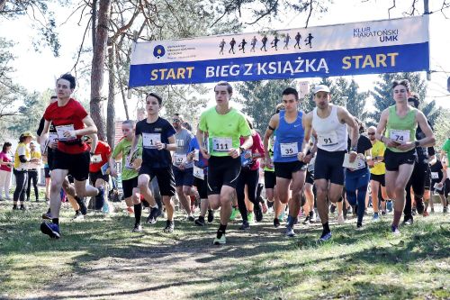Dzień 2 (23.04.2023, fot. Andrzej Romański, Adam Zakrzewski).  zdjęcie reportażowe z wydarzenia festiwalowego. Kliknij, aby powiększyć zdjęcie