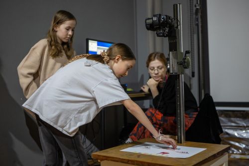 TFNIS 2025 dzień 3 (27.04.2025).  [fot. Mikołaj Kuras, Andrzej Romański, Adam Zakrzewski] zdjęcie reportażowe z wydarzenia festiwalowego. Kliknij, aby powiększyć zdjęcie