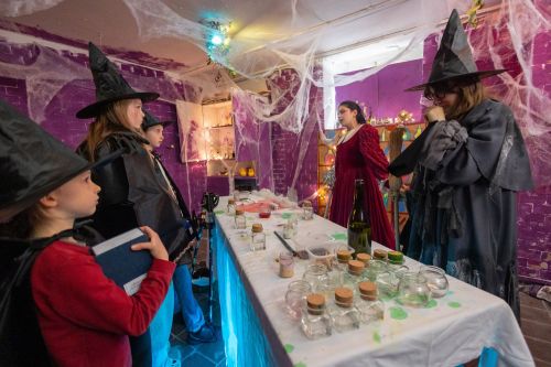 Dzień 3 TFNiS 2026 (26.04.2026).  [fot. Mikołaj Kuras, Andrzej Romański, Adam Zakrzewski] zdjęcie reportażowe z wydarzenia festiwalowego. Kliknij, aby powiększyć zdjęcie