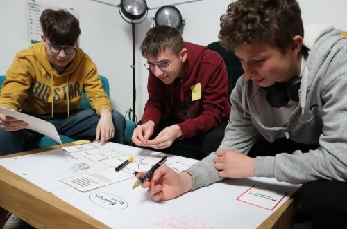 Dzień 4 TFNiS 2026 (27.04.2026).  [fot. Mikołaj Kuras, Andrzej Romański, Adam Zakrzewski] zdjęcie reportażowe z wydarzenia festiwalowego. Kliknij, aby powiększyć zdjęcie