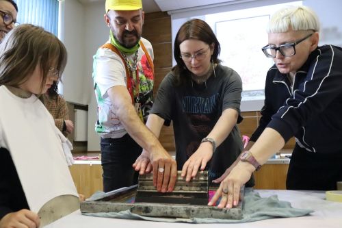 Dzień 2 TFNiS 2026 (25.04.2026).  [fot. Mikołaj Kuras, Andrzej Romański, Adam Zakrzewski] zdjęcie reportażowe z wydarzenia festiwalowego. Kliknij, aby powiększyć zdjęcie