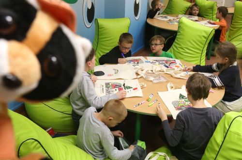 Dzień 3 (24.04.2023, fot. Andrzej Romański, Adam Zakrzewski).  zdjęcie reportażowe z wydarzenia festiwalowego. Kliknij, aby powiększyć zdjęcie