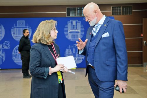 Inauguracja 24. TFNiS oraz spektakl muzyczny "Into The Woods" (Aula UMK, 24.04.2026).  [fot. Andrzej Romański] zdjęcie reportażowe z wydarzenia festiwalowego. Kliknij, aby powiększyć zdjęcie