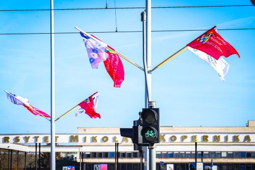 Festiwal widoczny w mieście! (24.04.2026).  [fot. Andrzej Romański] zdjęcie reportażowe z wydarzenia festiwalowego. Kliknij, aby powiększyć zdjęcie