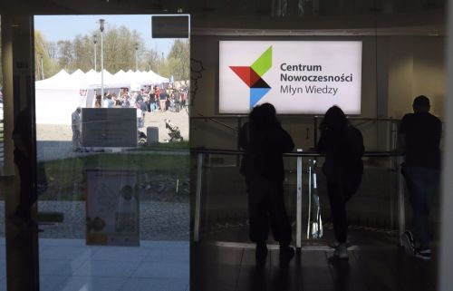 Dzień 2 (23.04.2023, fot. Andrzej Romański, Adam Zakrzewski).  zdjęcie reportażowe z wydarzenia festiwalowego. Kliknij, aby powiększyć zdjęcie