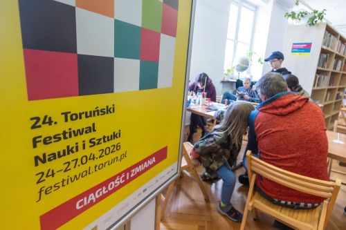 Dzień 3 TFNiS 2026 (26.04.2026).  [fot. Mikołaj Kuras, Andrzej Romański, Adam Zakrzewski] zdjęcie reportażowe z wydarzenia festiwalowego. Kliknij, aby powiększyć zdjęcie