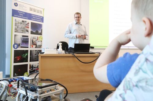 Dzień 4 TFNiS 2026 (27.04.2026).  [fot. Mikołaj Kuras, Andrzej Romański, Adam Zakrzewski] zdjęcie reportażowe z wydarzenia festiwalowego. Kliknij, aby powiększyć zdjęcie