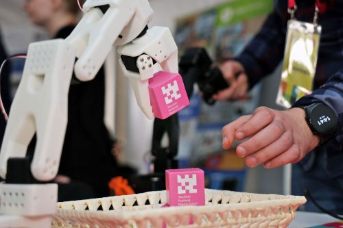 Dzień 2 TFNiS 2026 (25.04.2026).  [fot. Mikołaj Kuras, Andrzej Romański, Adam Zakrzewski] zdjęcie reportażowe z wydarzenia festiwalowego. Kliknij, aby powiększyć zdjęcie