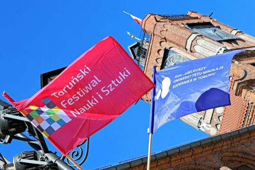 TFNIS 2025 dzień 3 (27.04.2025).  [fot. Mikołaj Kuras, Andrzej Romański, Adam Zakrzewski] zdjęcie reportażowe z wydarzenia festiwalowego. Kliknij, aby powiększyć zdjęcie