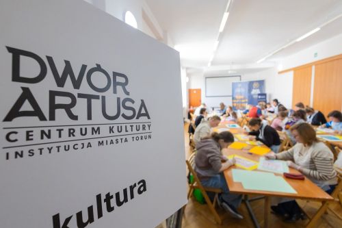 Dzień 3 TFNiS 2026 (26.04.2026).  [fot. Mikołaj Kuras, Andrzej Romański, Adam Zakrzewski] zdjęcie reportażowe z wydarzenia festiwalowego. Kliknij, aby powiększyć zdjęcie