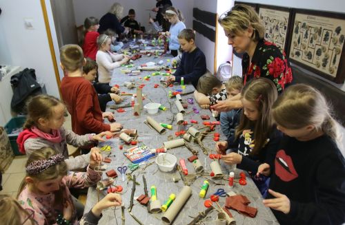 TFNiS 2022 - dzień 1 (22.04.2022).  [fot. Andrzej Romański i Adam Zakrzewski] zdjęcie reportażowe z wydarzenia festiwalowego. Kliknij, aby powiększyć zdjęcie