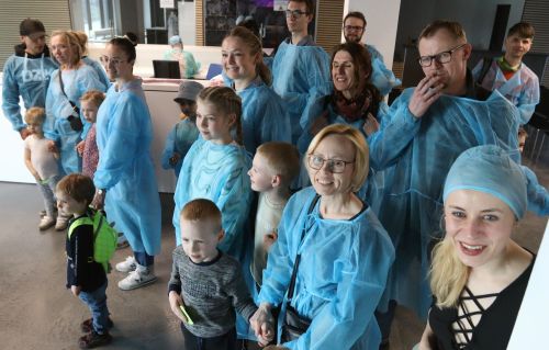 Dzień 2 (23.04.2023, fot. Andrzej Romański, Adam Zakrzewski).  zdjęcie reportażowe z wydarzenia festiwalowego. Kliknij, aby powiększyć zdjęcie