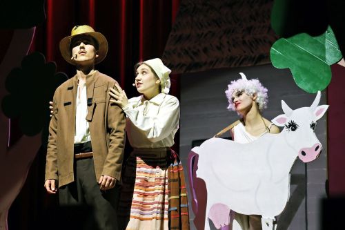 Inauguracja 24. TFNiS oraz spektakl muzyczny "Into The Woods" (Aula UMK, 24.04.2026).  [fot. Andrzej Romański] zdjęcie reportażowe z wydarzenia festiwalowego. Kliknij, aby powiększyć zdjęcie