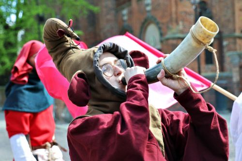 Dzień 2 TFNiS 2026 (25.04.2026).  [fot. Mikołaj Kuras, Andrzej Romański, Adam Zakrzewski] zdjęcie reportażowe z wydarzenia festiwalowego. Kliknij, aby powiększyć zdjęcie