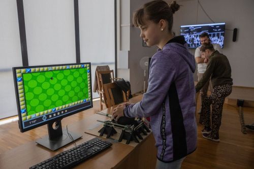 TFNIS 2025 dzień 2 (26.04.2025).  [fot. Mikołaj Kuras, Andrzej Romański, Adam Zakrzewski] zdjęcie reportażowe z wydarzenia festiwalowego. Kliknij, aby powiększyć zdjęcie