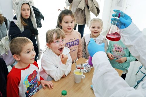 Dzień 4 TFNiS 2026 (27.04.2026).  [fot. Mikołaj Kuras, Andrzej Romański, Adam Zakrzewski] zdjęcie reportażowe z wydarzenia festiwalowego. Kliknij, aby powiększyć zdjęcie