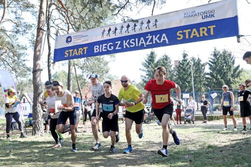 Dzień 2 (23.04.2023, fot. Andrzej Romański, Adam Zakrzewski).  zdjęcie reportażowe z wydarzenia festiwalowego. Kliknij, aby powiększyć zdjęcie
