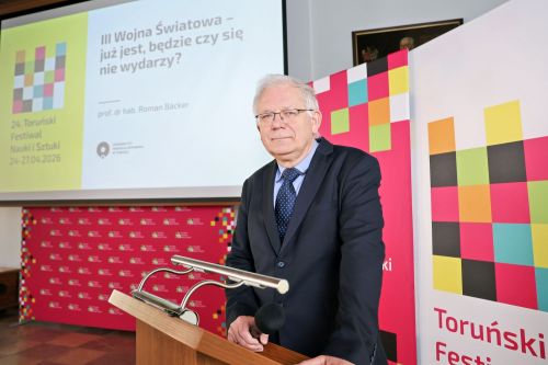 Dzień 3 TFNiS 2026 (26.04.2026).  [fot. Mikołaj Kuras, Andrzej Romański, Adam Zakrzewski] zdjęcie reportażowe z wydarzenia festiwalowego. Kliknij, aby powiększyć zdjęcie