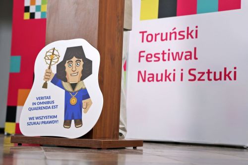 Dzień 3 TFNiS 2026 (26.04.2026).  [fot. Mikołaj Kuras, Andrzej Romański, Adam Zakrzewski] zdjęcie reportażowe z wydarzenia festiwalowego. Kliknij, aby powiększyć zdjęcie