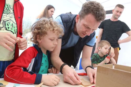 Dzień 2 (23.04.2023, fot. Andrzej Romański, Adam Zakrzewski).  zdjęcie reportażowe z wydarzenia festiwalowego. Kliknij, aby powiększyć zdjęcie