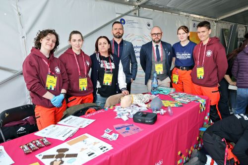 Dzień 2 TFNiS 2026 (25.04.2026).  [fot. Mikołaj Kuras, Andrzej Romański, Adam Zakrzewski] zdjęcie reportażowe z wydarzenia festiwalowego. Kliknij, aby powiększyć zdjęcie