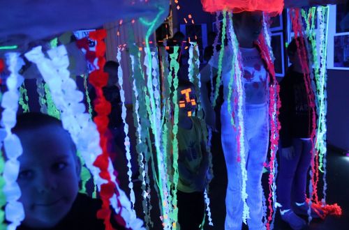 TFNIS 2025 dzień 2 (26.04.2025).  [fot. Mikołaj Kuras, Andrzej Romański, Adam Zakrzewski] zdjęcie reportażowe z wydarzenia festiwalowego. Kliknij, aby powiększyć zdjęcie
